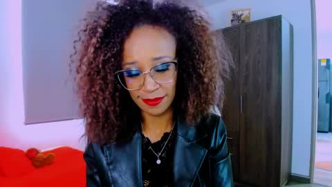 Snapshot of scarlettmalbec chatting on June 6, 8:35 pm Scarlett online show from June 6, 8:35 pm