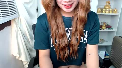 Queen Scarlet online show from December 19, 3:18 am