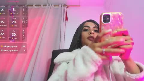 Snapshot of scarlleth_16 chatting on October 22, 7:24 pm Ary online show from October 22, 7:24 pm