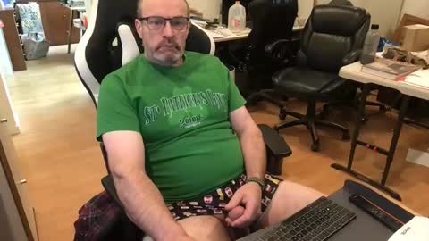 Snapshot of schief6218 chatting on March 3, 4:46 pm schief6218 online show from March 3, 4:46 pm