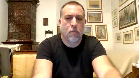 Snapshot of schlosser77 chatting on October 21, 4:30 pm schlosser77 online show from October 21, 4:30 pm