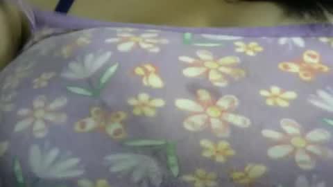 Snapshot of schoco_milf chatting on September 20, 11:33 am mai latina online show from September 20, 11:33 am