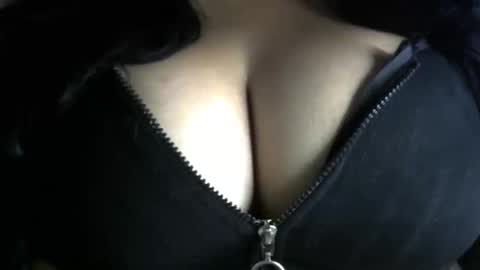 Snapshot of schoco_milf chatting on September 26, 11:31 pm mai latina online show from September 26, 11:31 pm