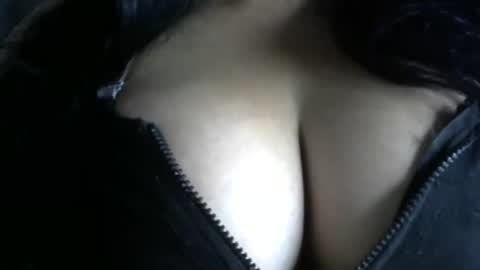 Snapshot of schoco_milf chatting on September 27, 2:00 pm mai latina online show from September 27, 2:00 pm