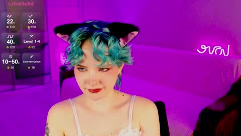 Snapshot of school_love chatting on February 13, 1:26 pm Rina online show from February 13, 1:26 pm