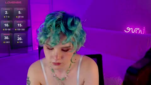 Snapshot of school_love chatting on February 21, 4:26 pm Rina online show from February 21, 4:26 pm