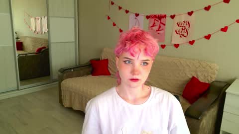 Snapshot of school_love chatting on September 17, 11:01 am Rina online show from September 17, 11:01 am