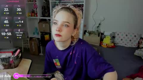 Rina online show from December 3, 7:16 am