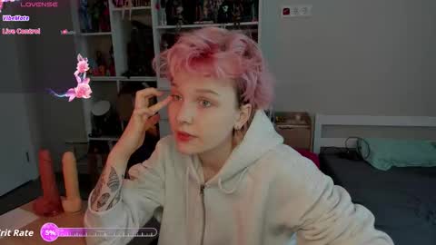 Snapshot of school_love chatting on January 16, 7:12 am Rina online show from January 16, 7:12 am