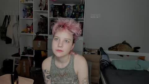 Snapshot of school_love chatting on February 9, 7:01 am Rina online show from February 9, 7:01 am