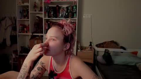 Snapshot of school_love chatting on February 16, 7:04 am Rina online show from February 16, 7:04 am