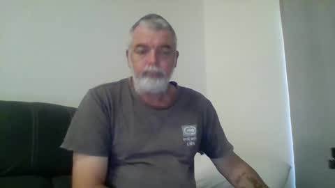 Snapshot of schooner73 chatting on December 27, 11:10 pm Schooner73 online show from December 27, 11:10 pm