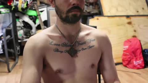 Snapshot of scincere369 chatting on March 3, 6:08 am scincere369 online show from March 3, 6:08 am