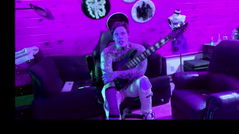 siphonophordustbunny online show from December 18, 6:52 am