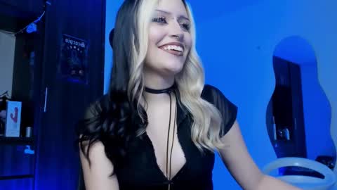 Goddess online show from March 17, 11:08 pm