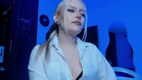 Goddess online show from April 25, 4:48 am