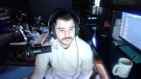 Snapshot of scotchthecat chatting on December 7, 12:02 pm Sup online show from December 7, 12:02 pm