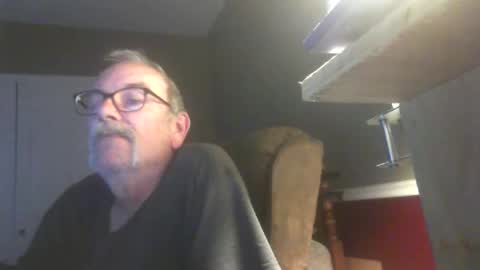 scotsman_62 online show from April 14, 1:44 am