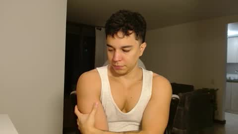 Twitter Scott brasher1 Instagram Camiloestuardo2 online show from March 9, 4:27 am