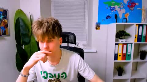 Scott online show from January 15, 5:27 pm