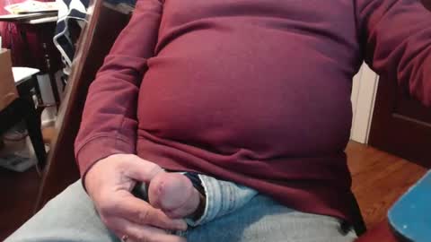 Snapshot of scottbearfun chatting on January 13, 4:08 pm scottbearfun online show from January 13, 4:08 pm