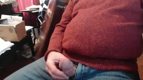 Snapshot of scottbearfun chatting on January 17, 3:53 pm scottbearfun online show from January 17, 3:53 pm