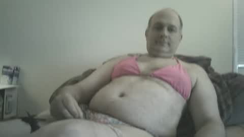 Snapshot of scottforfuhn chatting on December 23, 9:29 pm scottforfuhn online show from December 23, 9:29 pm