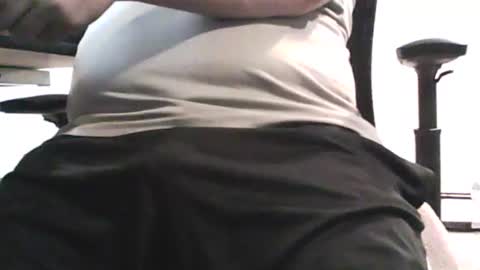 Snapshot of scottie813 chatting on July 1, 10:39 am scottie813 online show from July 1, 10:39 am