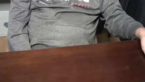 Snapshot of scottmaine25 chatting on October 16, 7:15 pm scottmaine25 online show from October 16, 7:15 pm