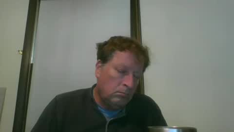 Snapshot of scottpbi52 chatting on May 15, 10:06 pm scottpbi52 online show from May 15, 10:06 pm