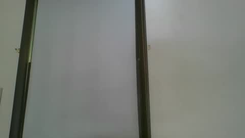 Snapshot of scottpbi52 chatting on May 18, 12:44 pm scottpbi52 online show from May 18, 12:44 pm