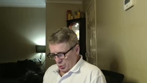 Snapshot of scottsman214 chatting on January 18, 6:43 pm James online show from January 18, 6:43 pm