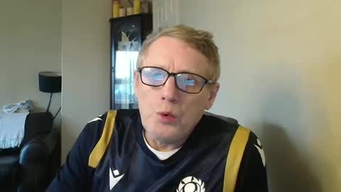 Snapshot of scottsman214 chatting on February 1, 2:13 pm James online show from February 1, 2:13 pm