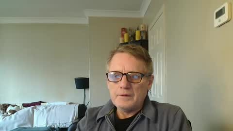 Snapshot of scottsman214 chatting on February 16, 2:54 pm James online show from February 16, 2:54 pm