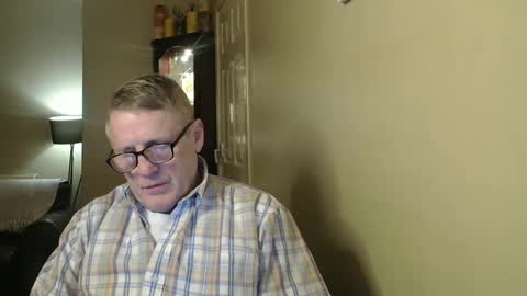 Snapshot of scottsman214 chatting on March 6, 8:16 pm James online show from March 6, 8:16 pm