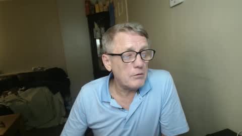 Snapshot of scottsman214 chatting on October 20, 9:37 pm James online show from October 20, 9:37 pm