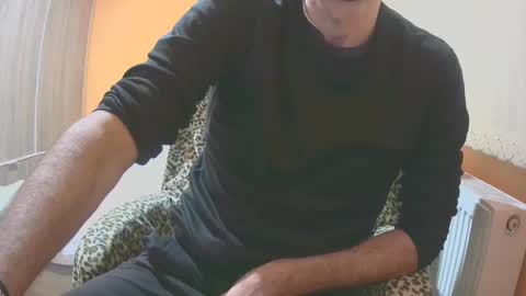 Snapshot of scotty_98 chatting on December 22, 4:38 pm scotty_98 online show from December 22, 4:38 pm