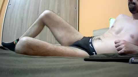 Snapshot of scotty_98 chatting on February 8, 11:02 pm scotty_98 online show from February 8, 11:02 pm