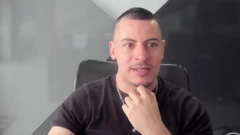 Snapshot of scotty_music chatting on February 19, 3:08 pm Ricardo online show from February 19, 3:08 pm