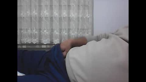 Snapshot of screw2 chatting on January 1, 3:57 pm Evren online show from January 1, 3:57 pm