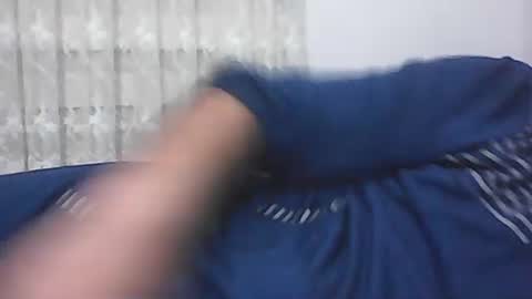 Snapshot of screw2 chatting on January 29, 9:39 pm Evren online show from January 29, 9:39 pm