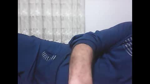 Snapshot of screw2 chatting on January 31, 9:16 pm Evren online show from January 31, 9:16 pm