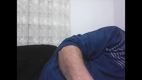 Snapshot of screw2 chatting on February 9, 12:06 am Evren online show from February 9, 12:06 am