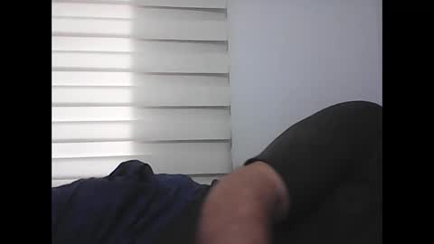 Snapshot of screw2 chatting on February 15, 12:43 pm Evren online show from February 15, 12:43 pm
