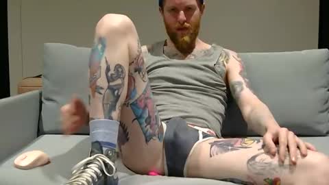 ScruffyUnicorn online show from February 25, 9:53 am