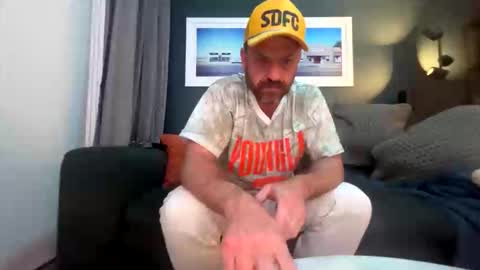 sdbtmbro online show from December 23, 2:42 am