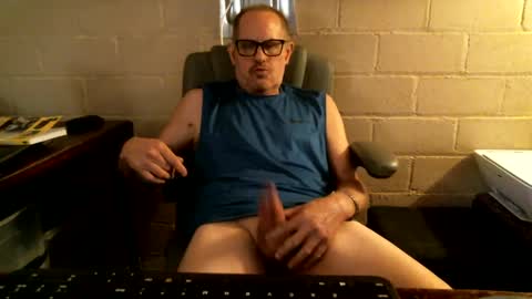 eating pussy  sucking dick online show from October 6, 6:27 pm