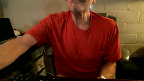 eating pussy  sucking dick online show from October 30, 4:41 pm