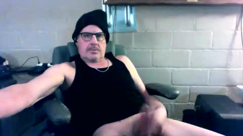 Snapshot of sdh69 chatting on February 2, 4:44 am eating pussy sucking dick online show from February 2, 4:44 am