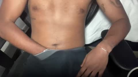 collegetwunk67 online show from March 18, 5:43 am